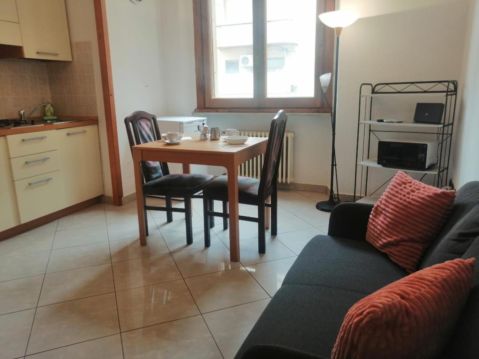 Apartment In Front Of The Train Station! Florencia Exterior foto