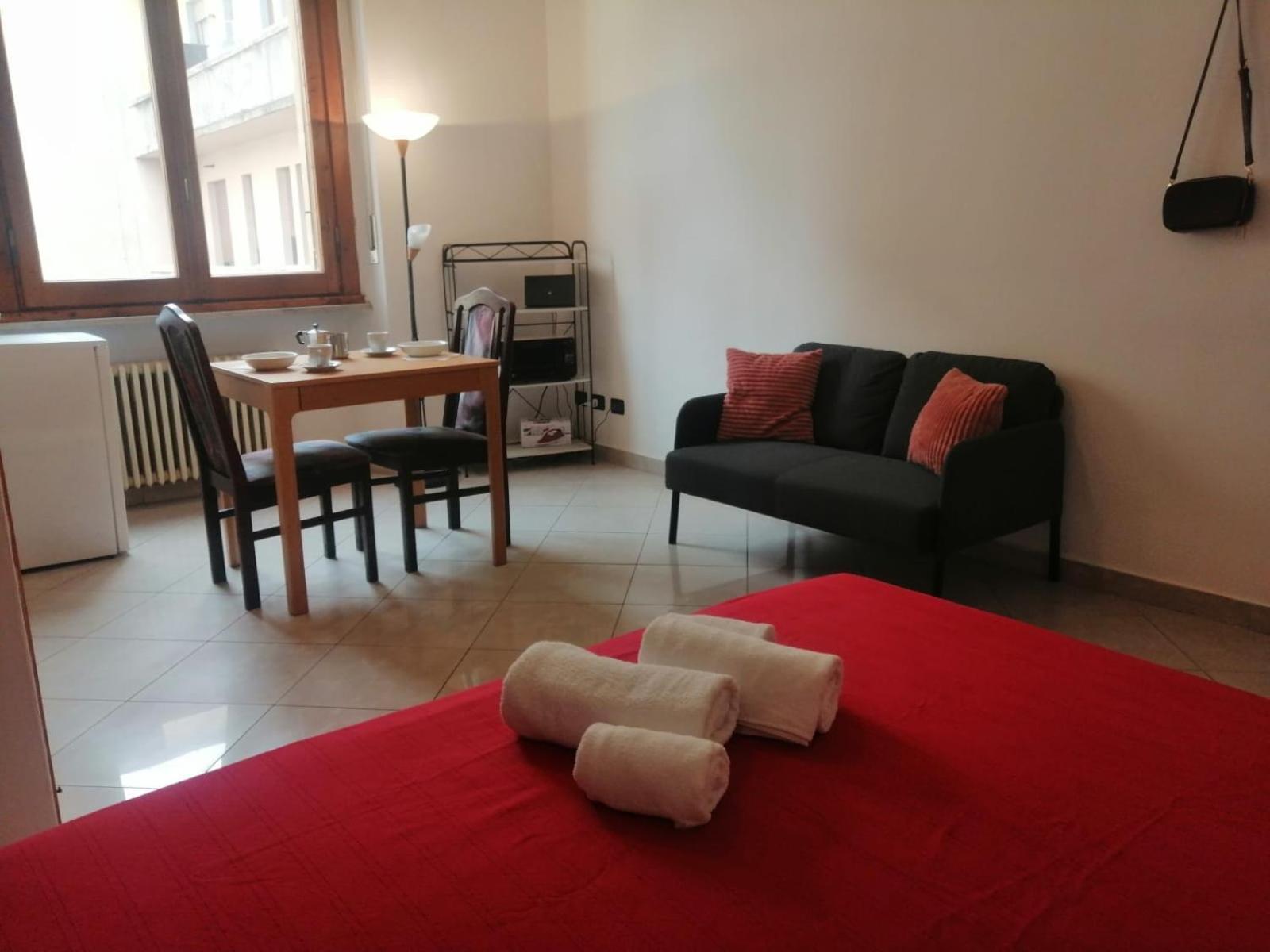 Apartment In Front Of The Train Station! Florencia Exterior foto